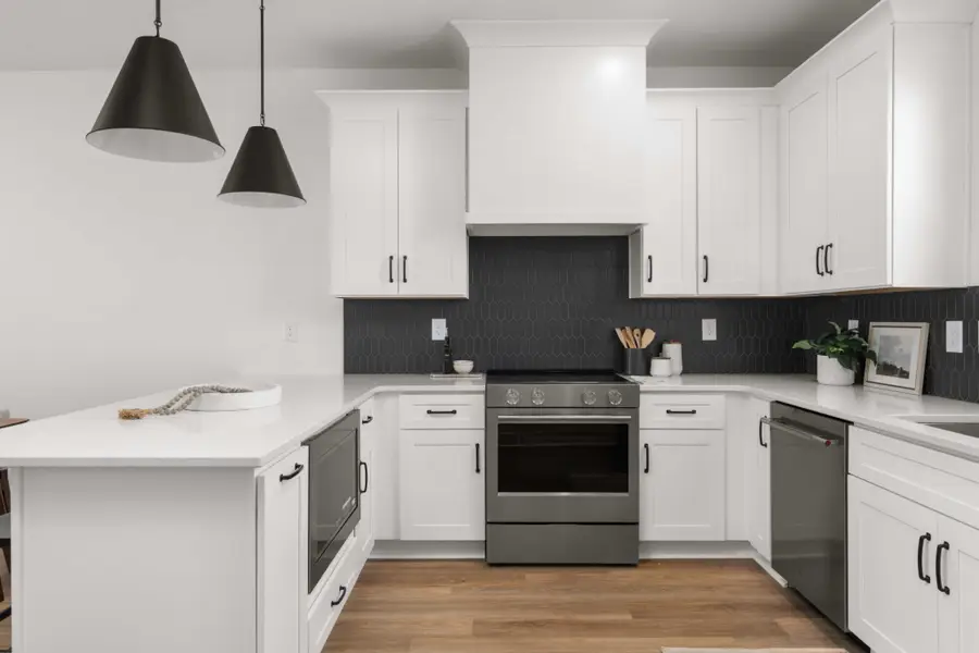121 Hart Ln, Nashville, TN 37207 - #3