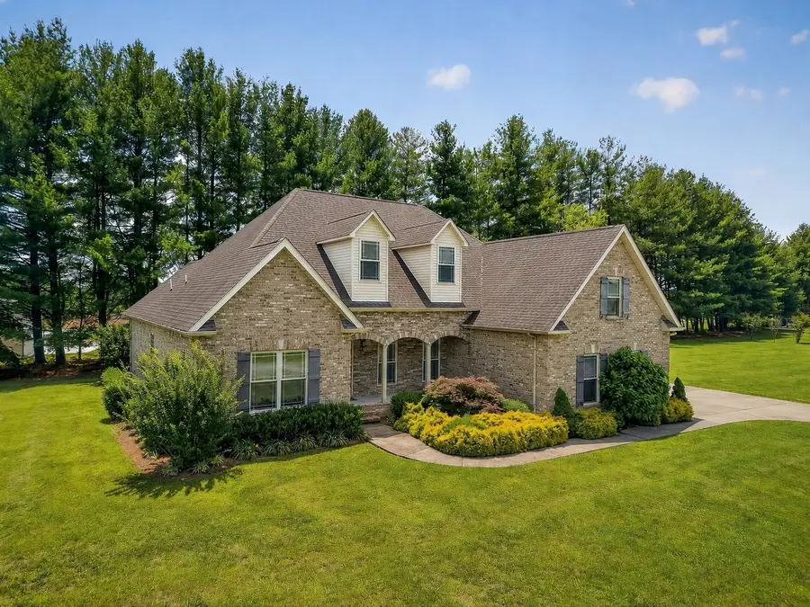 139 Chestnut Oak Ave, Smithville, TN 37166 - #2