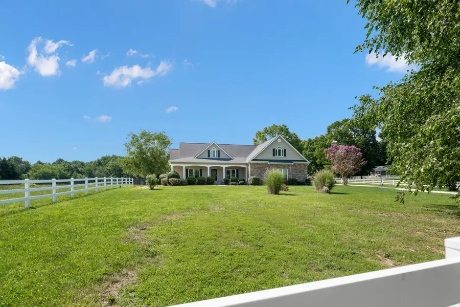 3517 Henson Gap Rd, Dunlap, TN 37327 - #3
