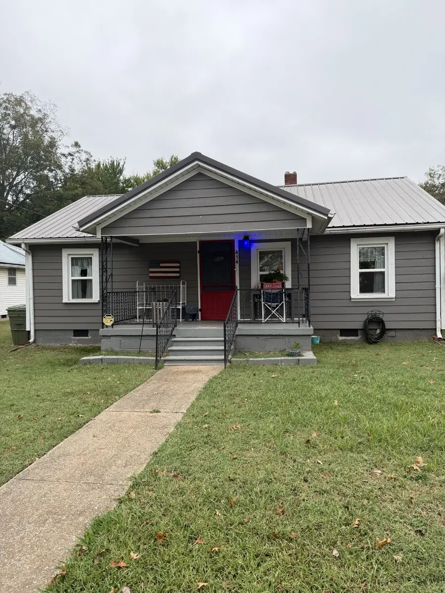 414 2nd St, Lawrenceburg, TN 38464 - #2