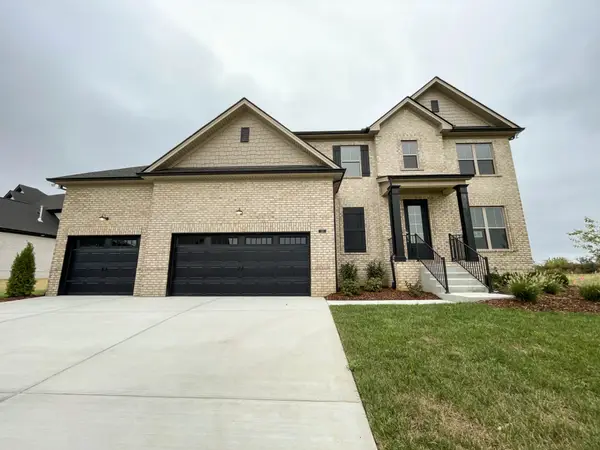 121 Harlinsdale Blvd, Gallatin, TN 37066
