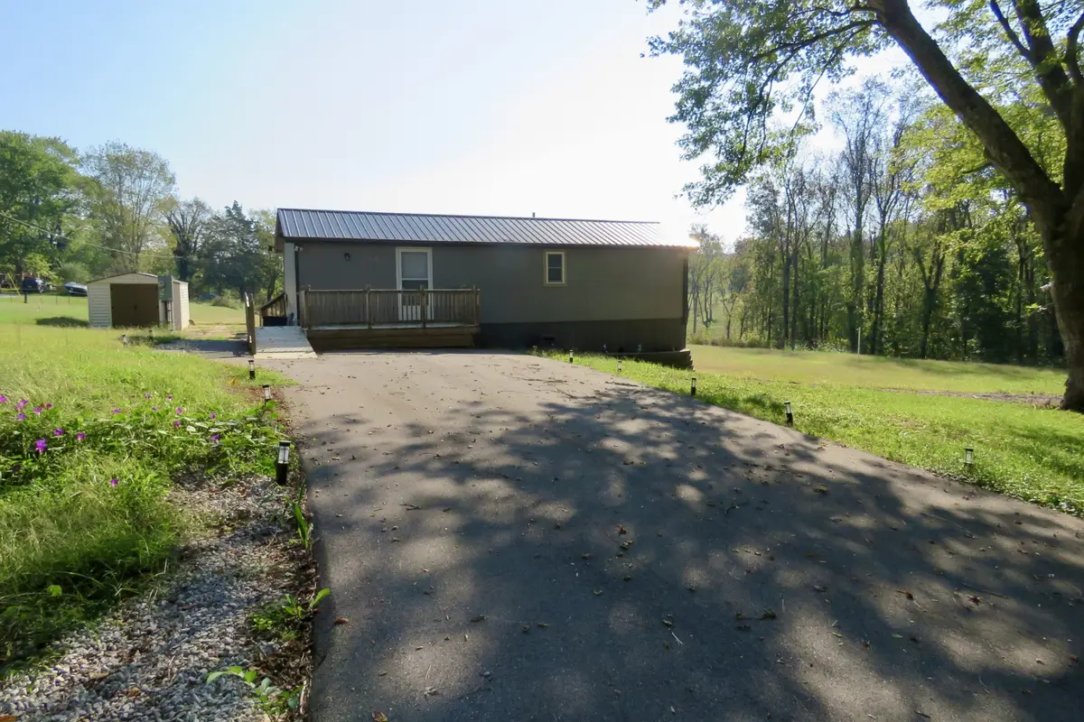 120 Brogden Rd, Sparta, TN 38583 - #1
