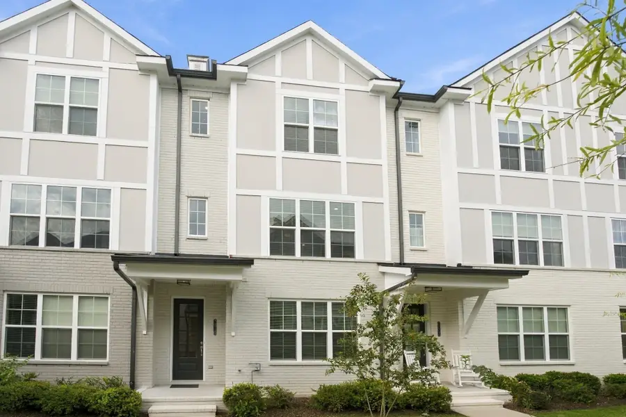 7010 Westside Cir, Nashville, TN 37205 - #2