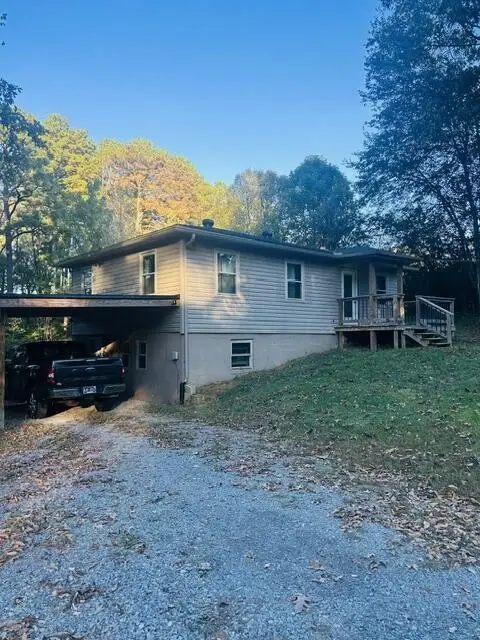 2370 Post Oak Rd, Camden, TN 38320 - #2