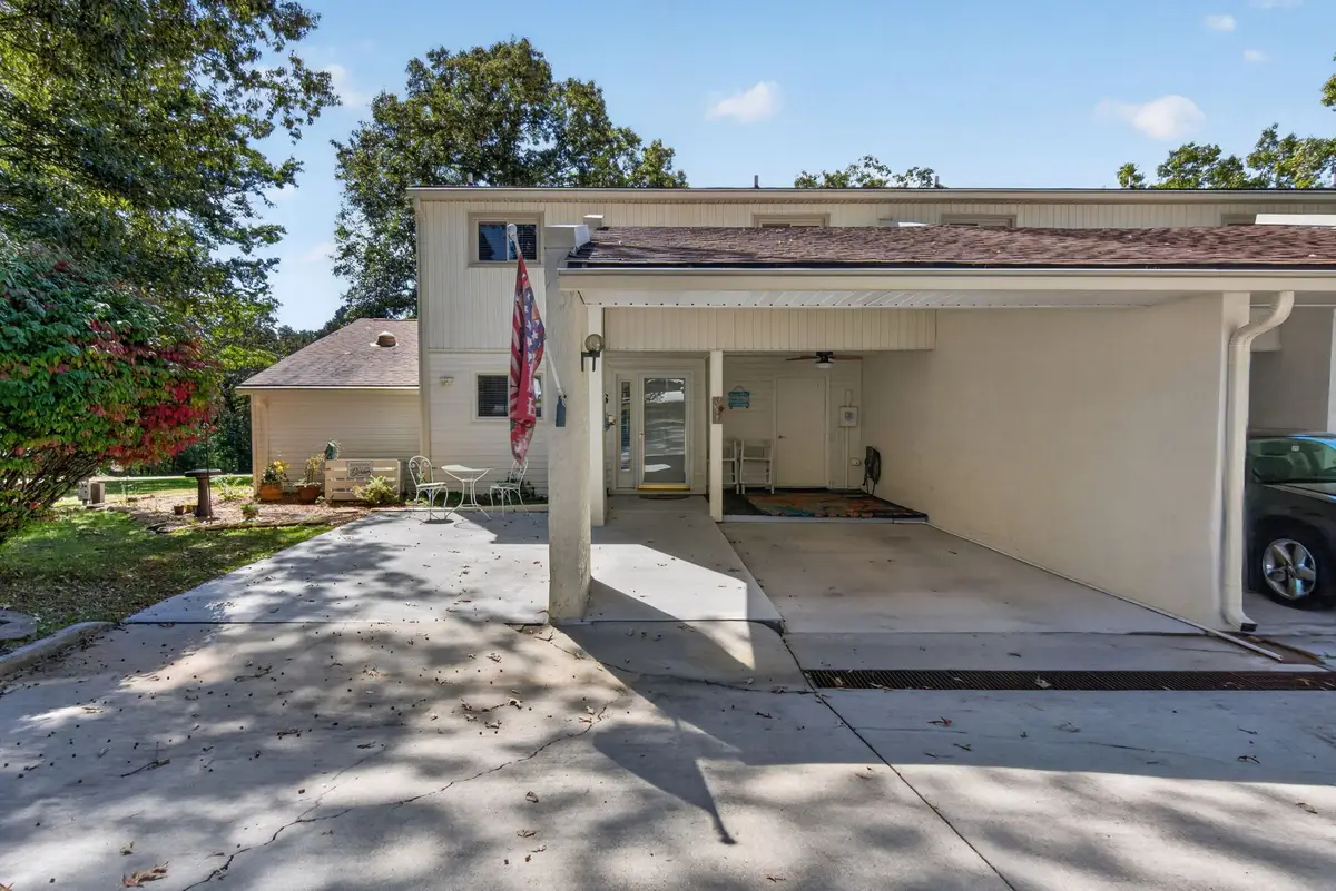 7000 Big Horn Dr #C16, Crossville, TN 38572 - #1