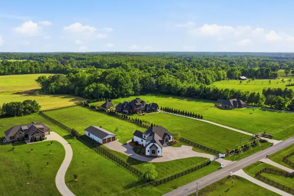 524 Fern Valley Rd, White House, TN 37188