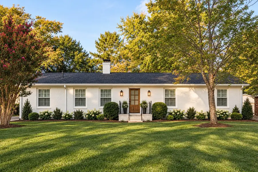 714 Harpeth Knoll Rd, Nashville, TN 37221 - #2