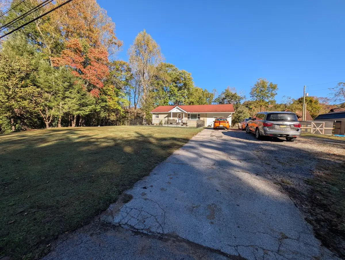 3909 E Parkway, Gatlinburg, TN 37738 - #1