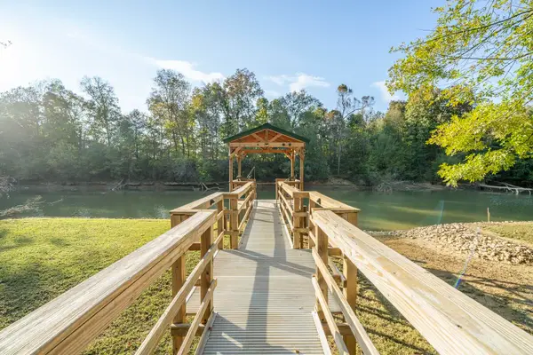 440 Teal Ln, Savannah, TN 38372