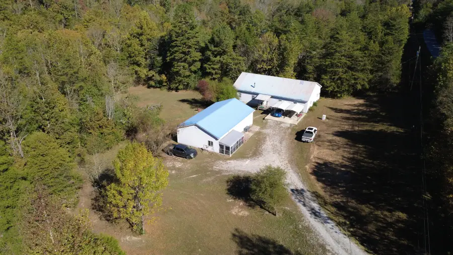 815 Mccord Hollow Rd, Hohenwald, TN 38462 - #2