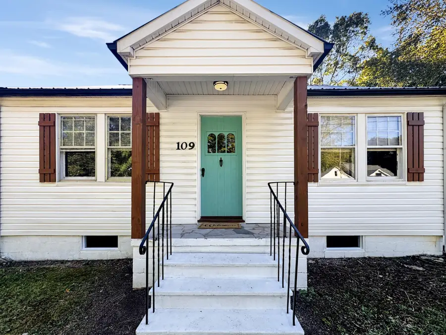 109 Cass Street Ne, Charleston, TN 37310 - #2