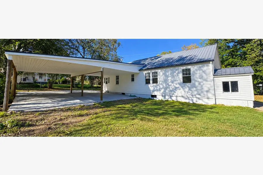109 Cass Street Ne, Charleston, TN 37310 - #3