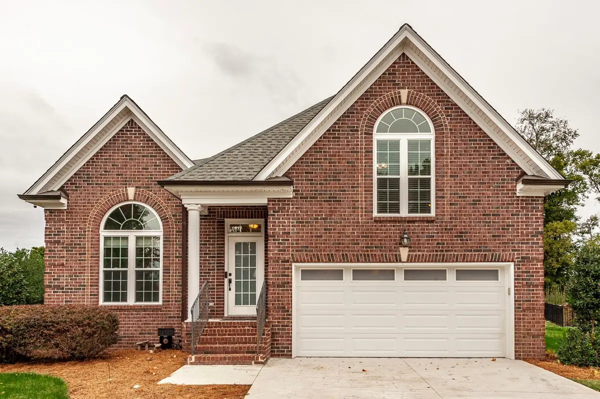 1158 Isaac Franklin Dr, Gallatin, TN 37066 - #1