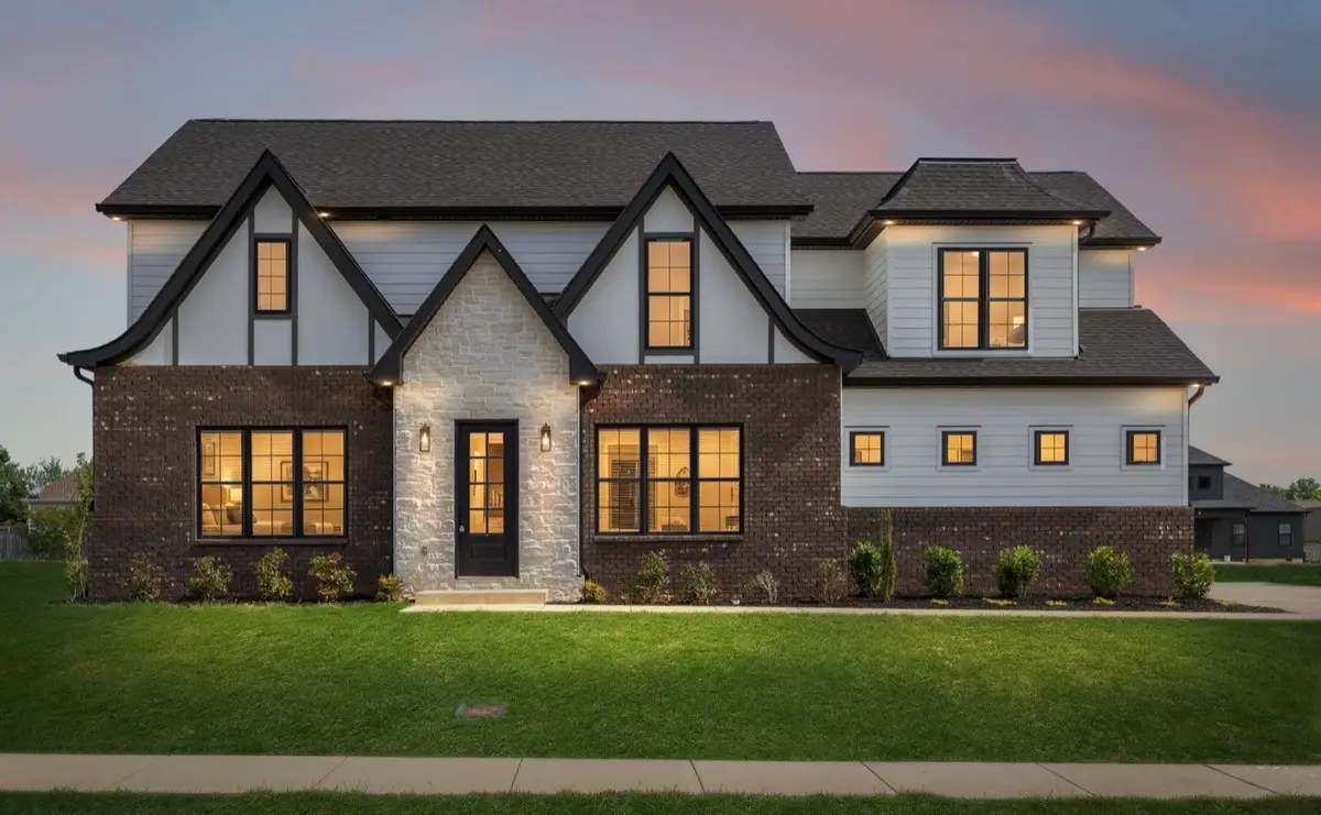 2457 Ellsworth Dr, Clarksville, TN 37043 - #1