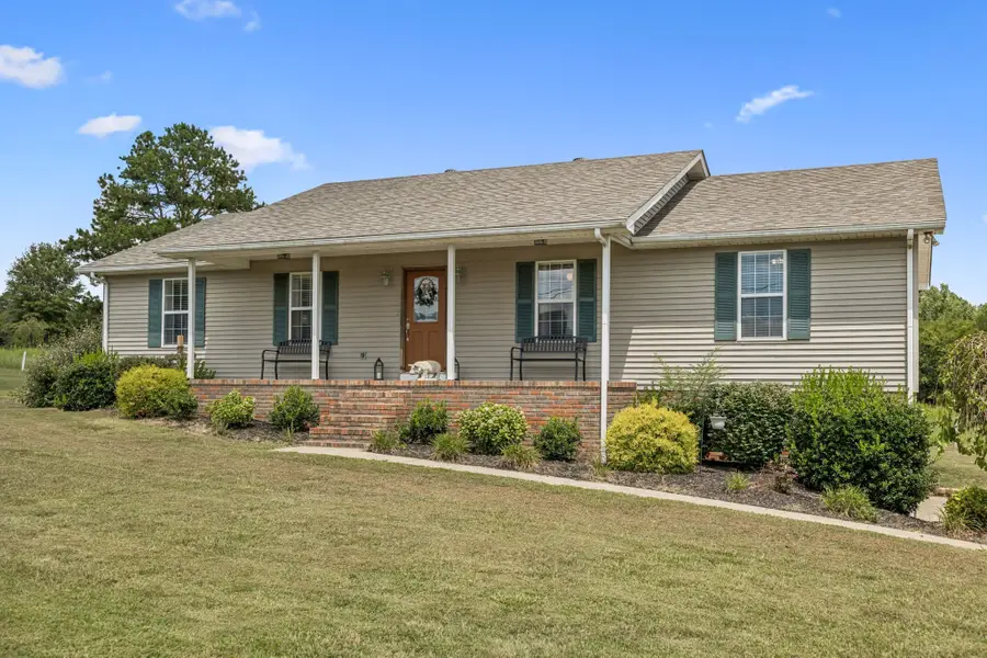 221 Main St E, Hickman, TN 38567 - #2
