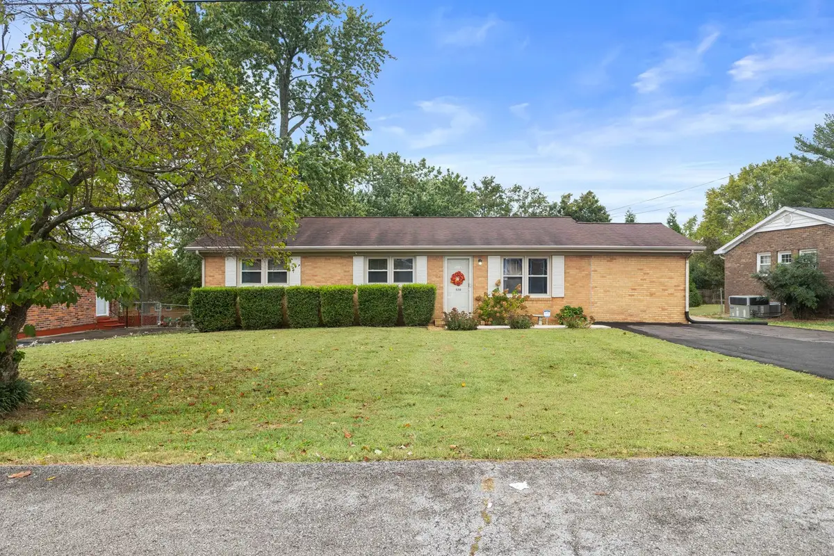 520 Linda Dr, Hopkinsville, KY 42240 - #1