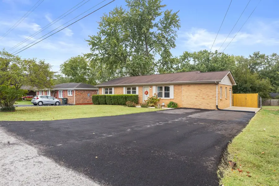 520 Linda Dr, Hopkinsville, KY 42240 - #2