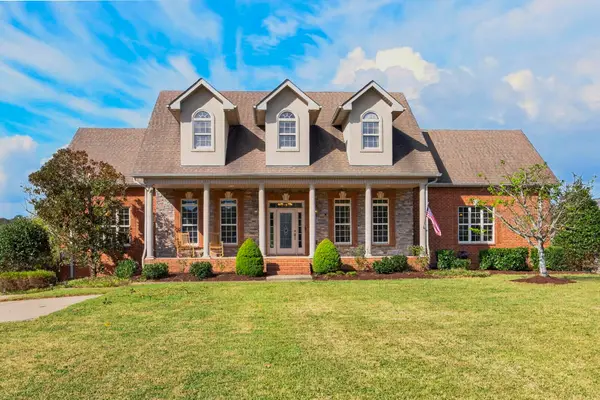 1417 Drakes Creek Rd, Hendersonville, TN 37075