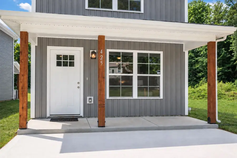 425 Via Drive, Clarksville, TN 37043 - #2