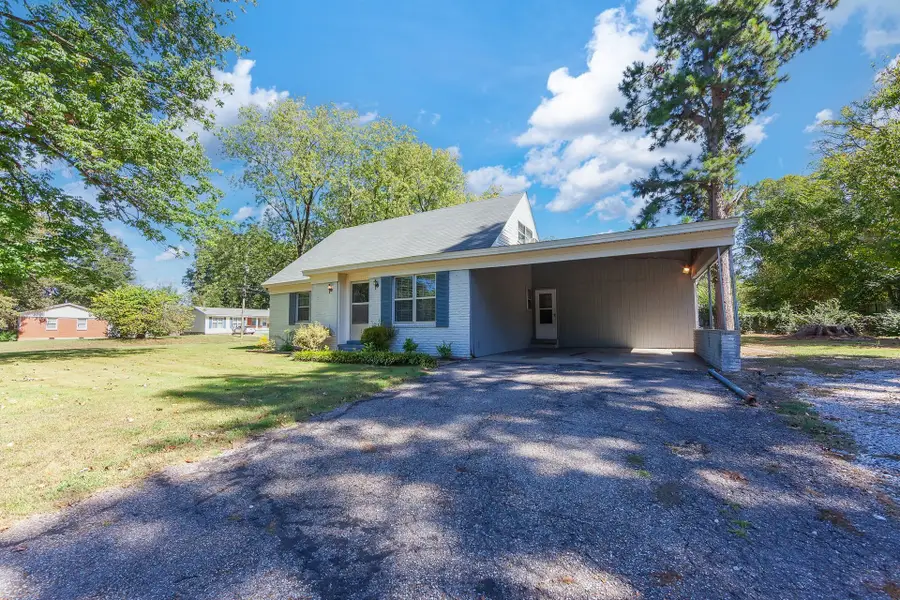 566 Pearson Dr, Jackson, TN 38305 - #2
