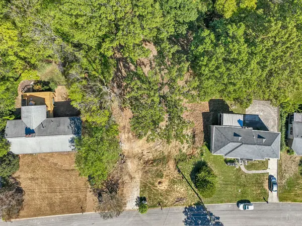 938 Giant Oak Dr, Nashville, TN 37217