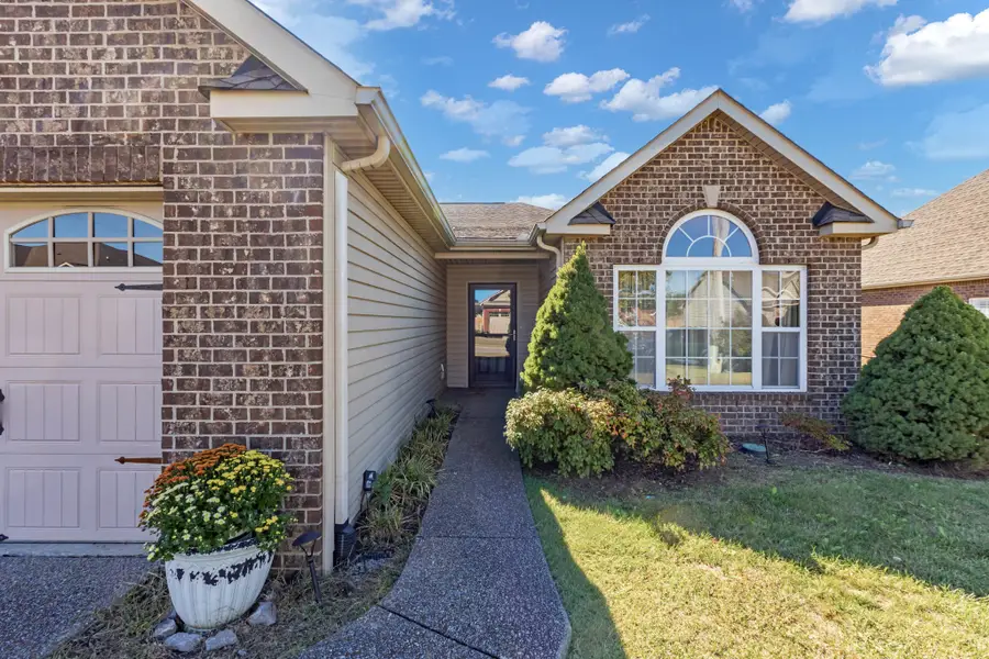 489 Callie Ave, Gallatin, TN 37066 - #3