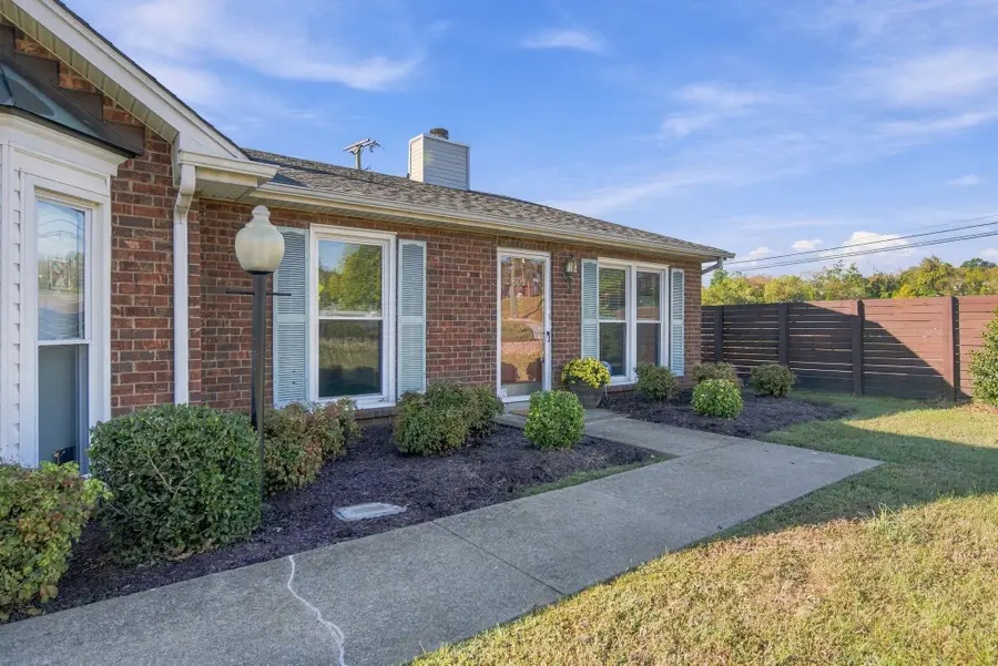 803 Lewis Ct, Madison, TN 37115 - #2