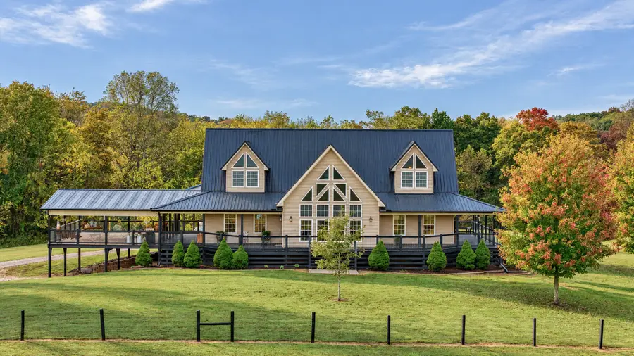 1633 Squire Lyles Rd, Scottsville, KY 42164 - #3