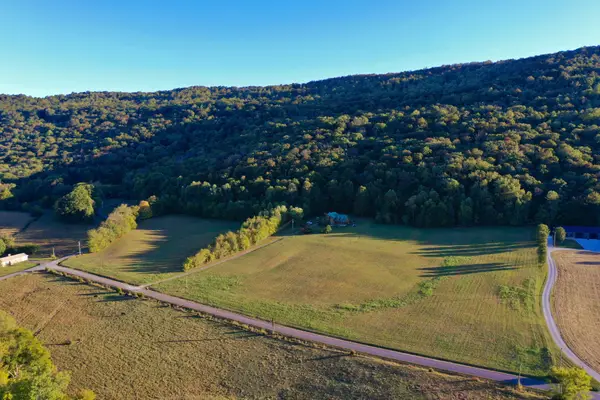 1444 Henry Cove Rd, Hillsboro, TN 37342