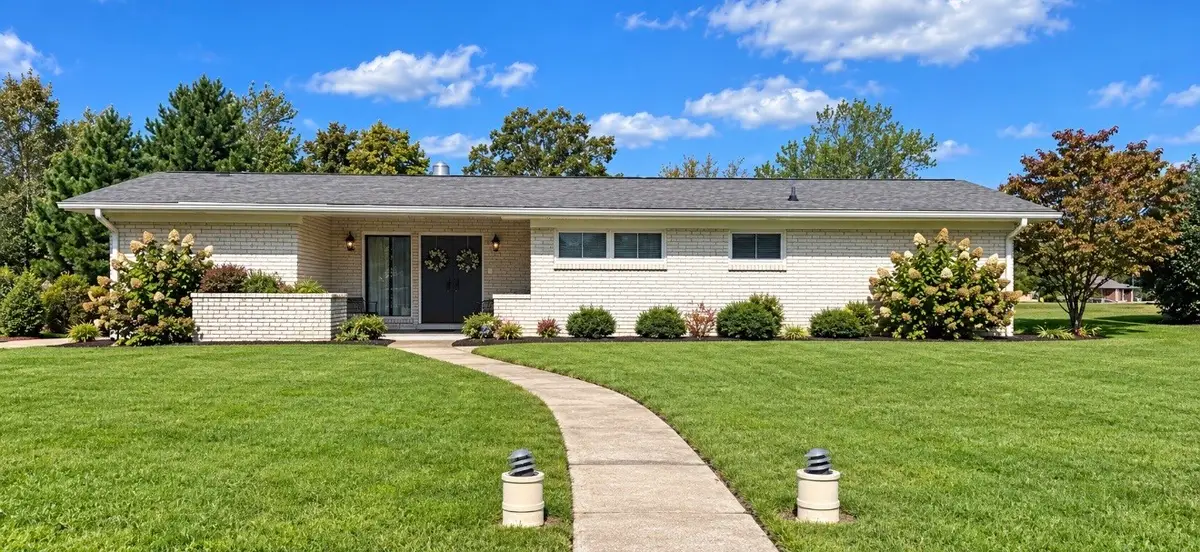 310 Rosemary Ln, Shelbyville, TN 37160 - #1