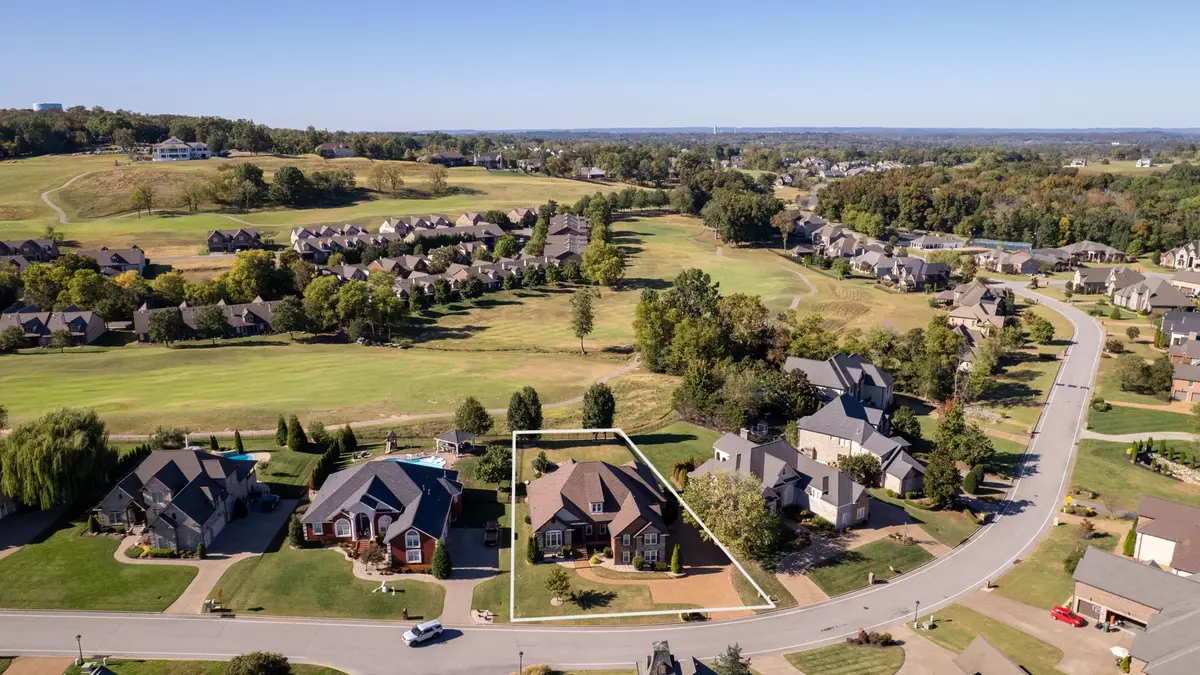 601 Ridgecrest Ln, Lebanon, TN 37087 - #1