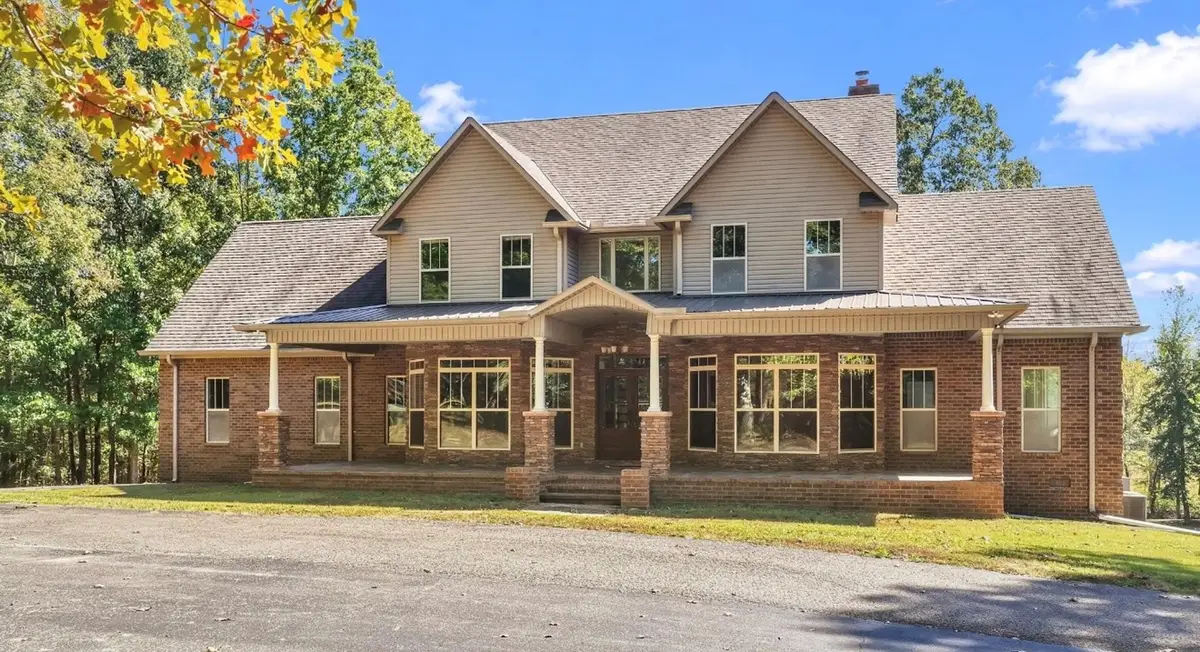 195 Holly Springs Rd, Henderson, TN 38340 - #1