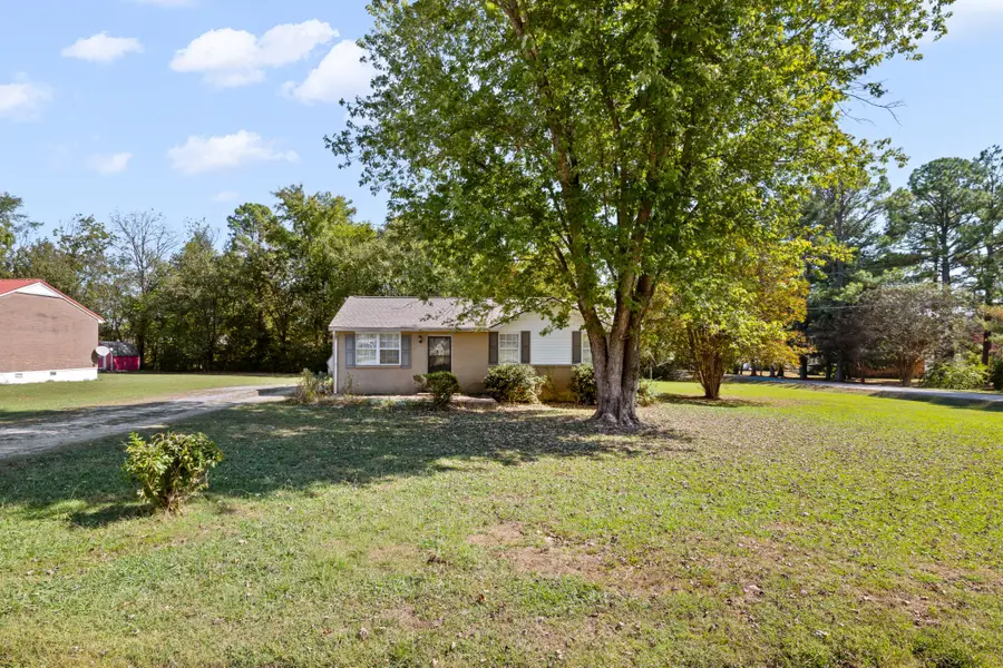 265 Freeman Dr, Lewisburg, TN 37091 - #2