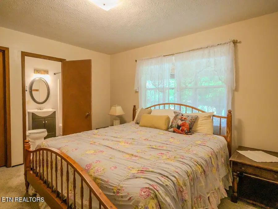 275 Spring Creek Rd, Delano, TN 37325 - #3