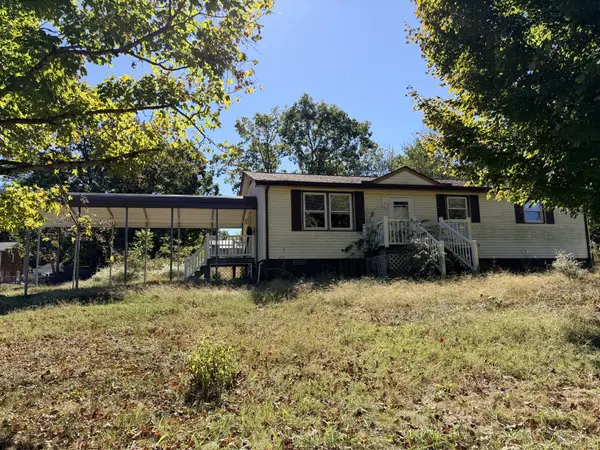 408 Log Wall Rd, Dickson, TN 37055