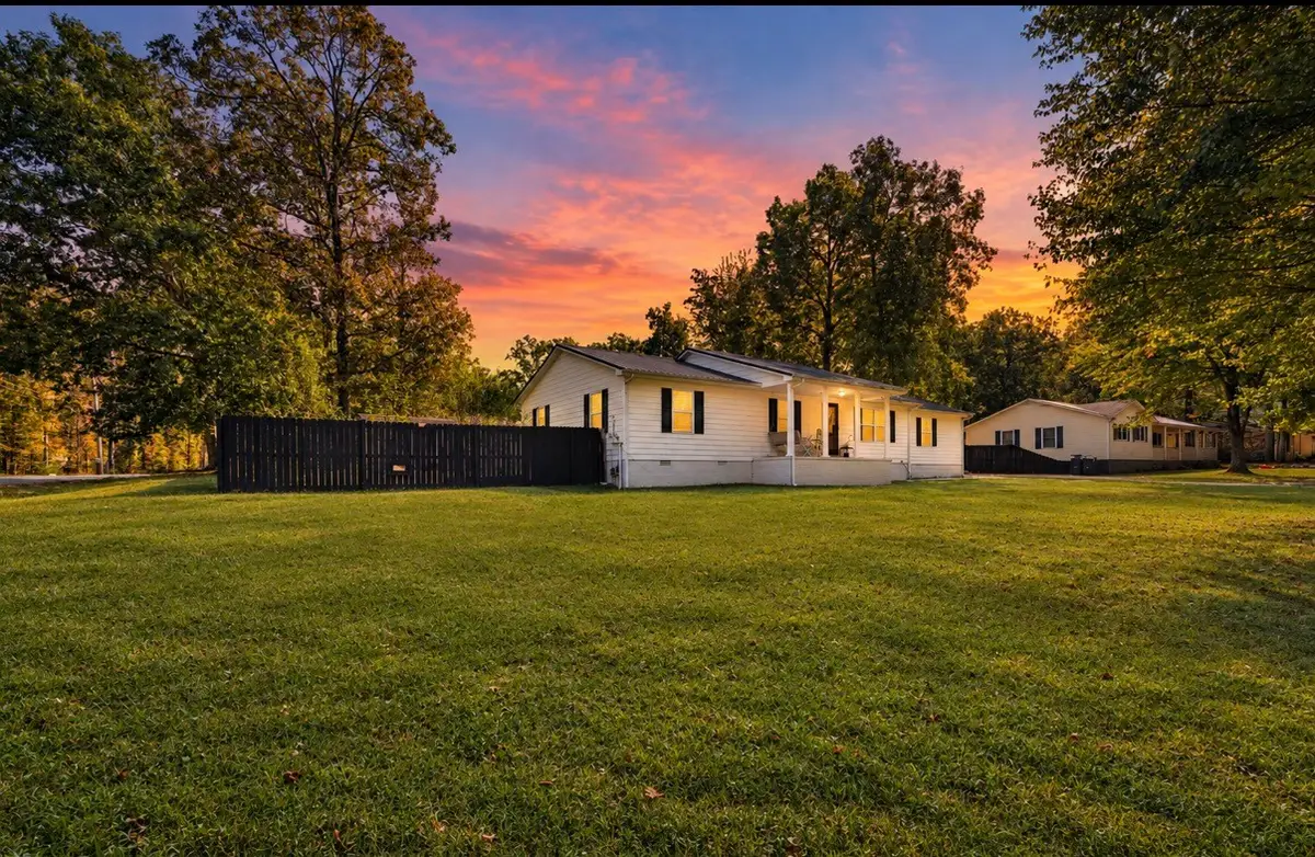 19 Carol Cir, Winchester, TN 37398 - #1