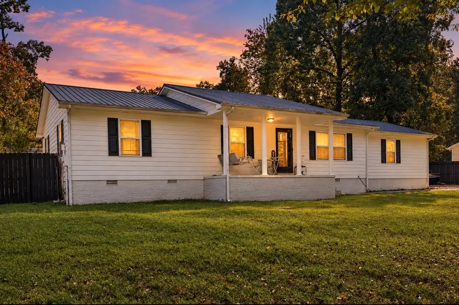 19 Carol Cir, Winchester, TN 37398 - #2