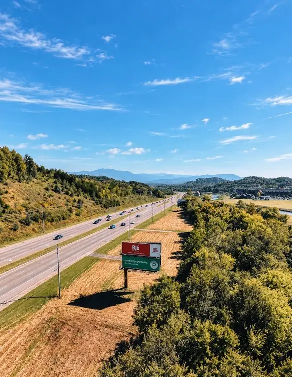 1376 Winfield Dunn Pkwy, Sevierville, TN 37876 - #1