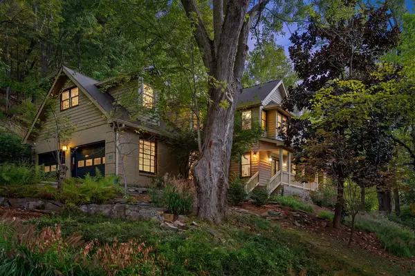 433 Grayson Dr, Nashville, TN 37205