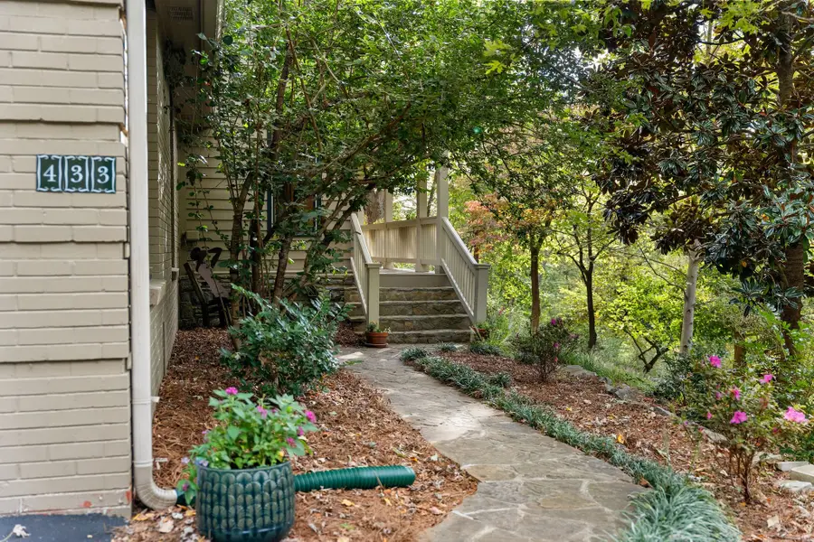 433 Grayson Dr, Nashville, TN 37205 - #2