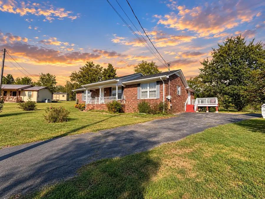 975 Simms Cove, Pulaski, TN 38478 - #2