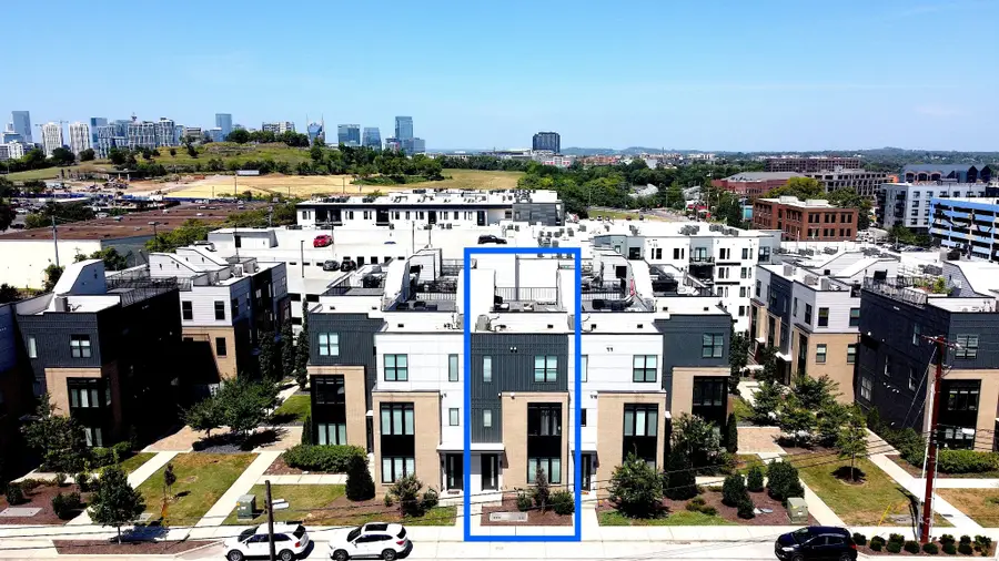 656 Hamilton Ave, Nashville, TN 37203 - #3