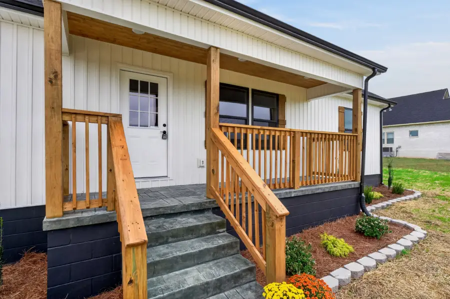 430 Charlie Turner Rd, McMinnville, TN 37110 - #3