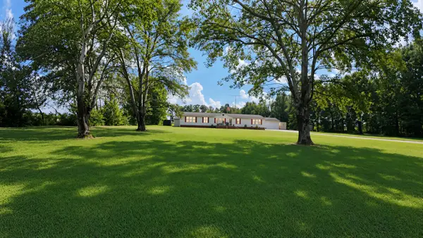 2827 Dodd Rd, Murray, KY 42071