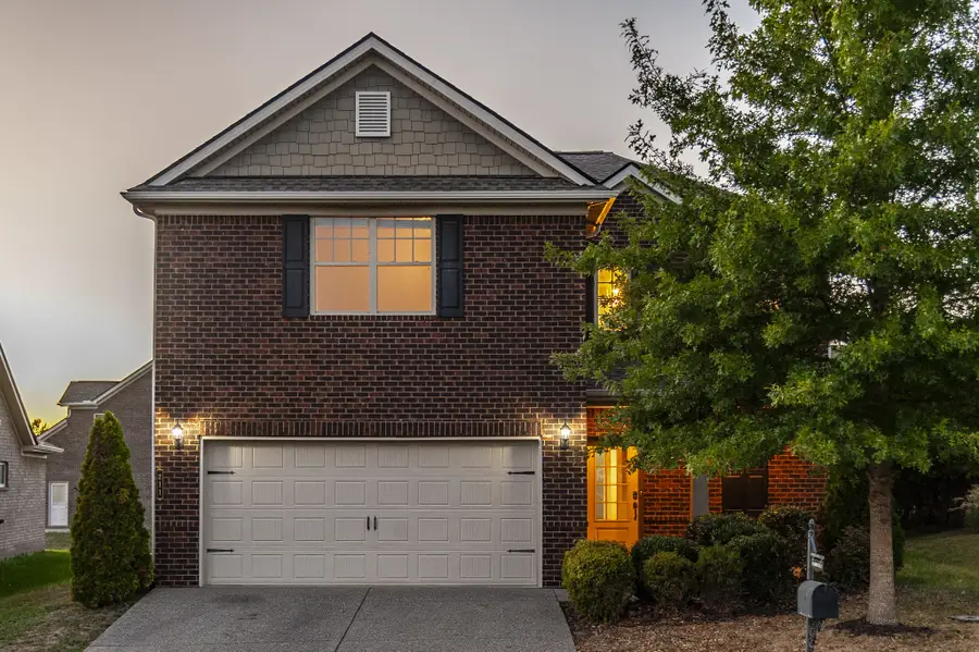 211 Hempstead Ct, Gallatin, TN 37066 - #2
