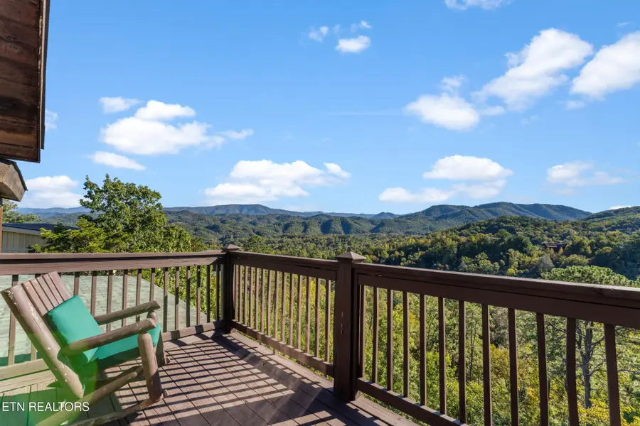 2634 Sawmill Branch Drive, Sevierville, TN 37862 - #2