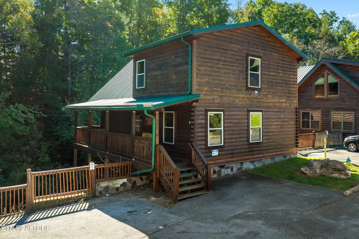 531 Blackberry Ridge Way, Pigeon Forge, TN 37863 - #1