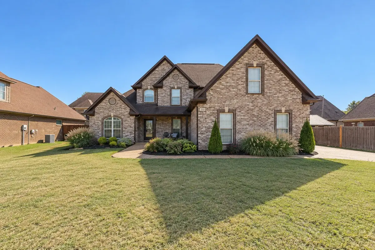 222 Shadow Creek Ln, Medina, TN 38355 - #1