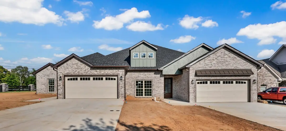 1101 Veridian Dr, Clarksville, TN 37043 - #1