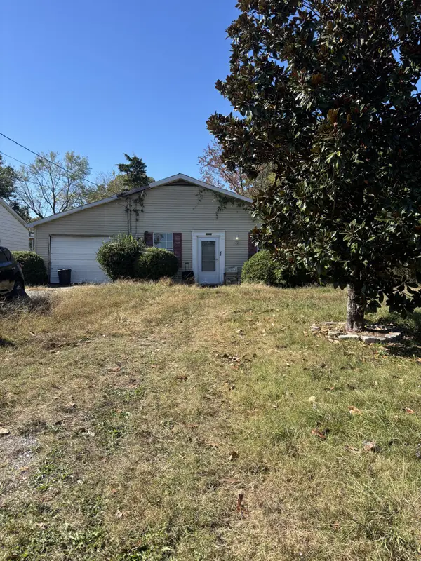1048 Cheyenne Blvd, Madison, TN 37115